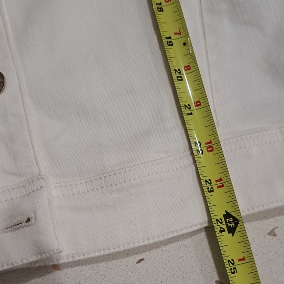 NWOT Chico's Denim Jacket - Picture 13 of 14